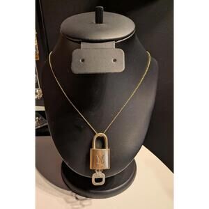 Authentic Louis Vuitton Gold Lock Necklace Unbranded Gold Plated Chain 16"